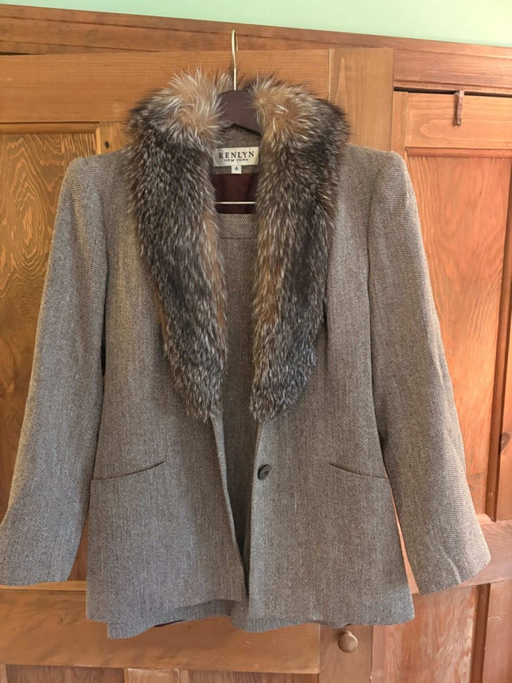 Vintage Taupe Tweed Blazer with Brown Fox Fur Collar